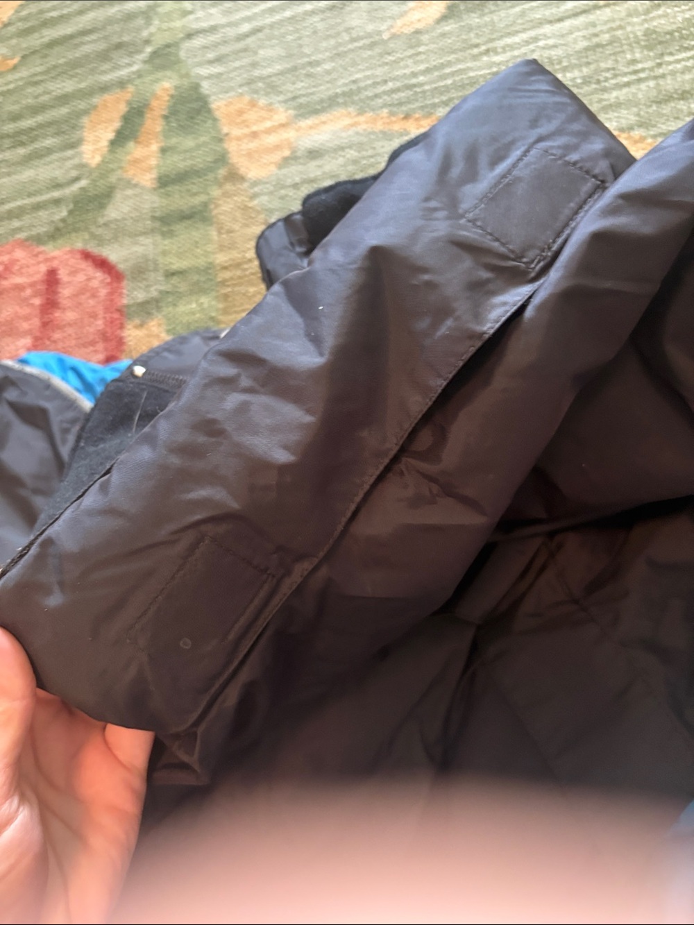 ASICS windbreaker - Picture 6 of 6